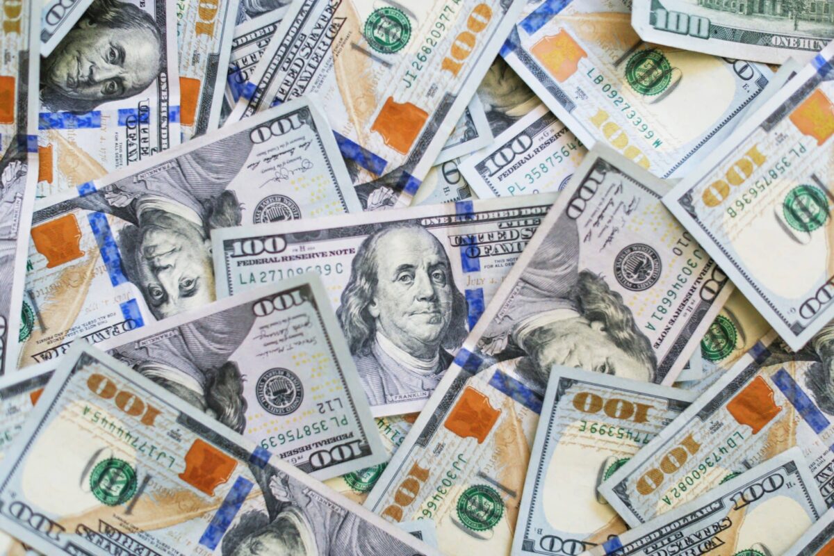 Penguatan Dolar AS Terhadap Rupiah: Analisis Penyebab dan Dampaknya