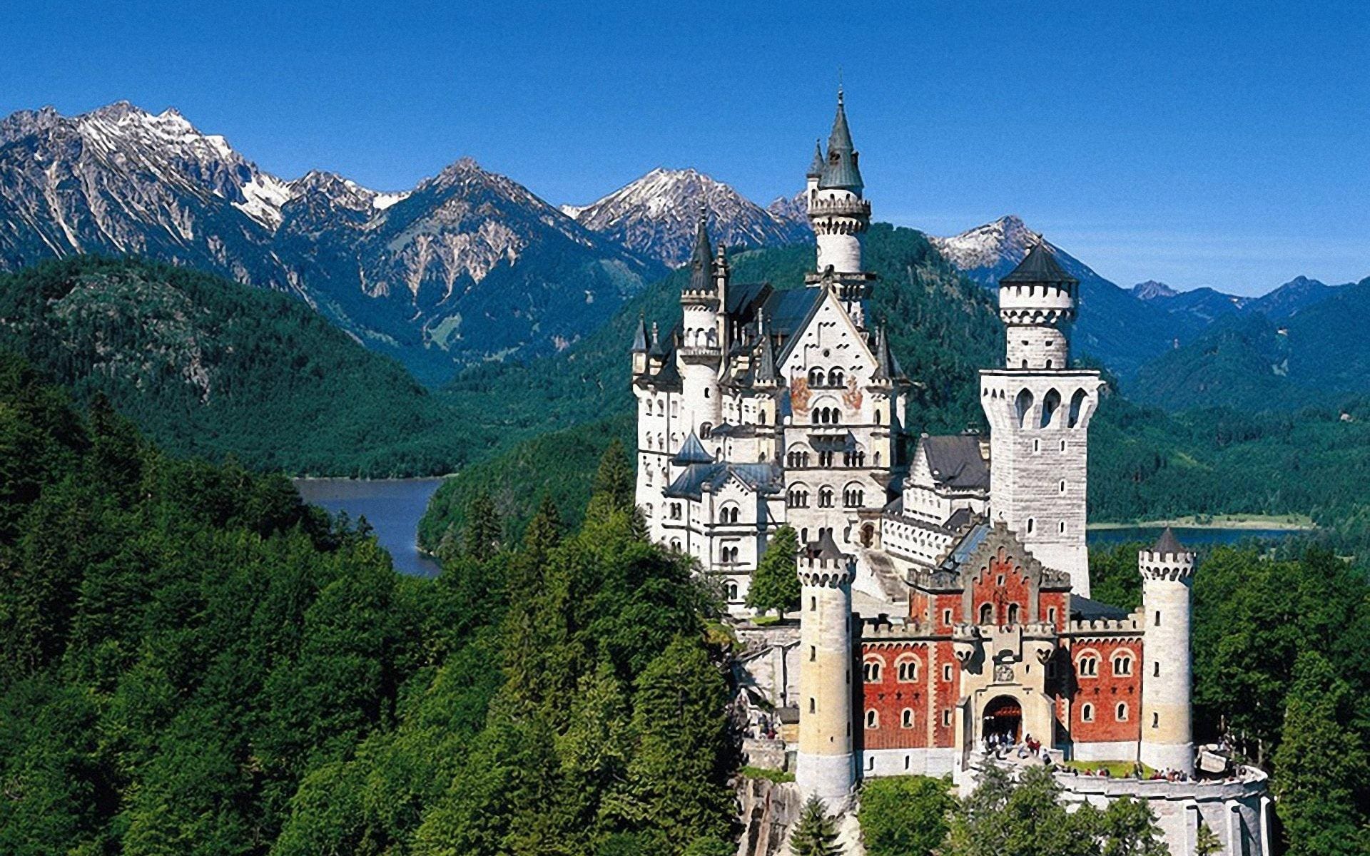 Bavaria: A Land of Castles, Beer, and Bavarian Bliss